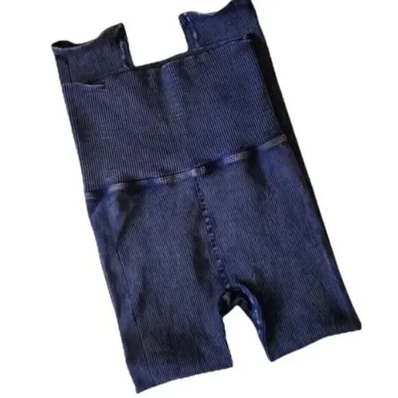 NWOT Free People Ultra High Rise Happiness Runs Leggings-Vintage Deepest Navy